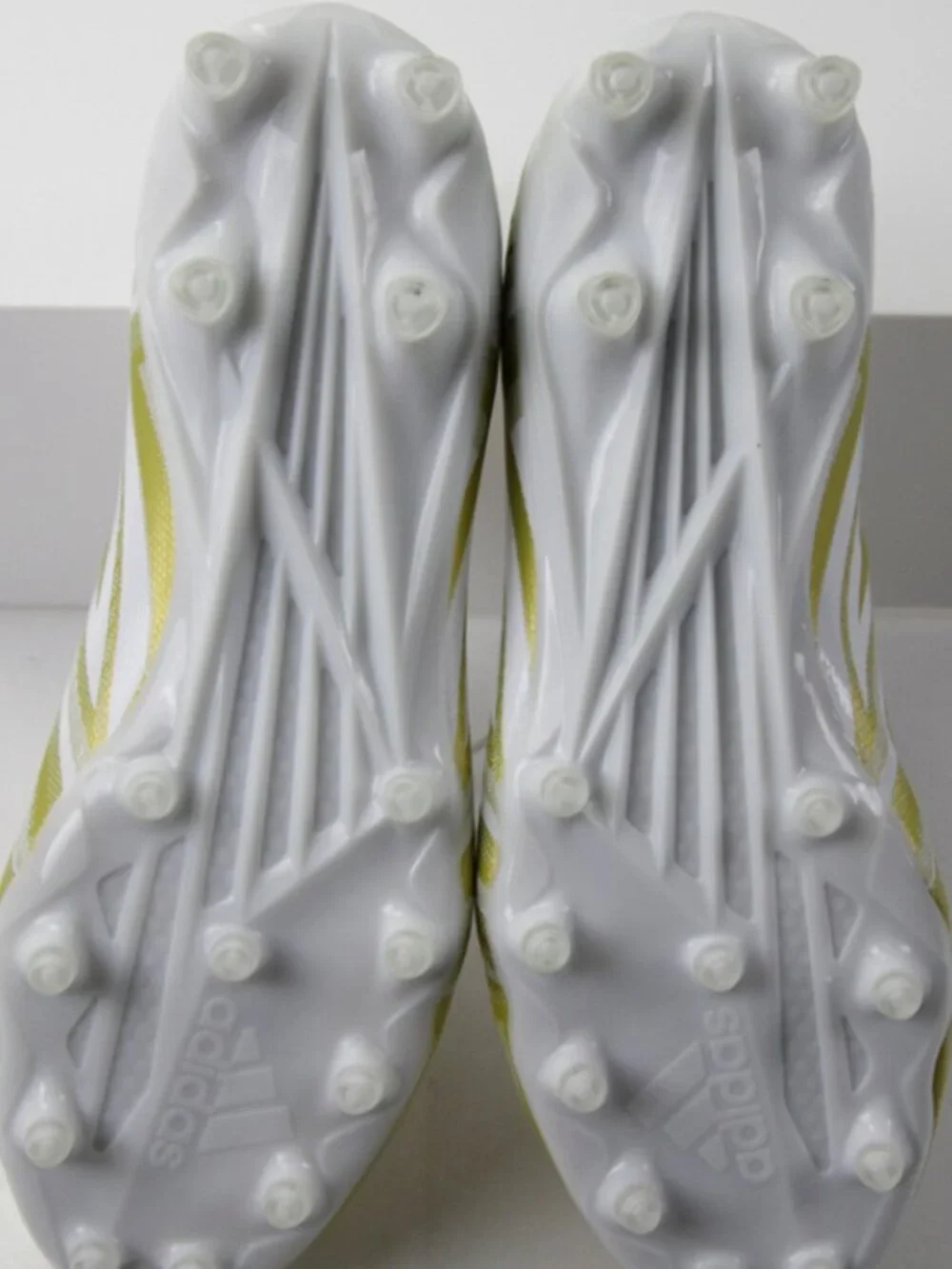 Mens NWT Adidas Freak football cleats
